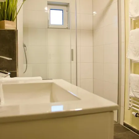 Herzog Wolfgang Studios- Zentral, Modern, Freundlich Zweibrücken Buitenkant foto